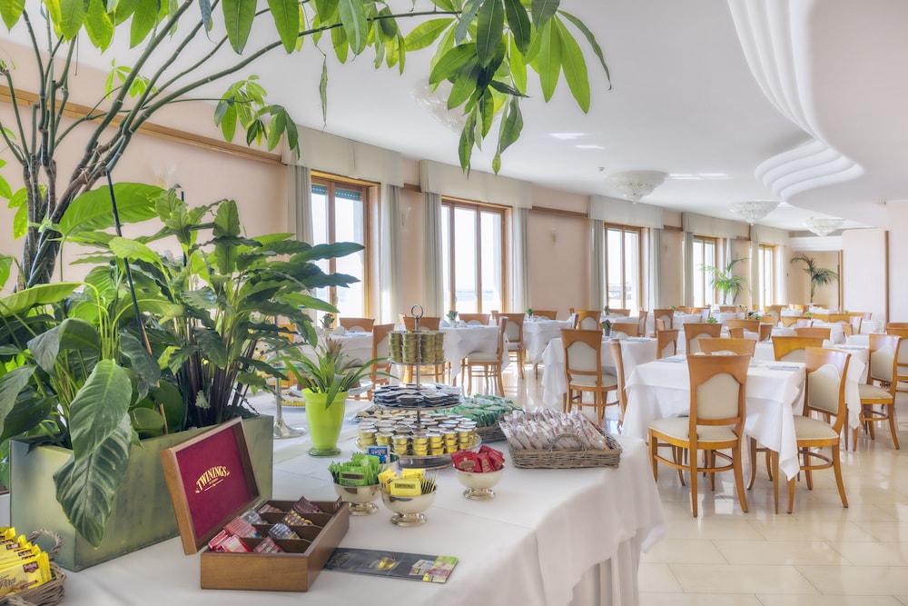 Astura Palace Hotel Nettuno Kültér fotó