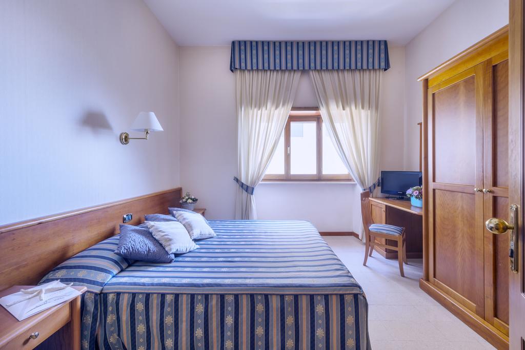 Astura Palace Hotel Nettuno Kültér fotó