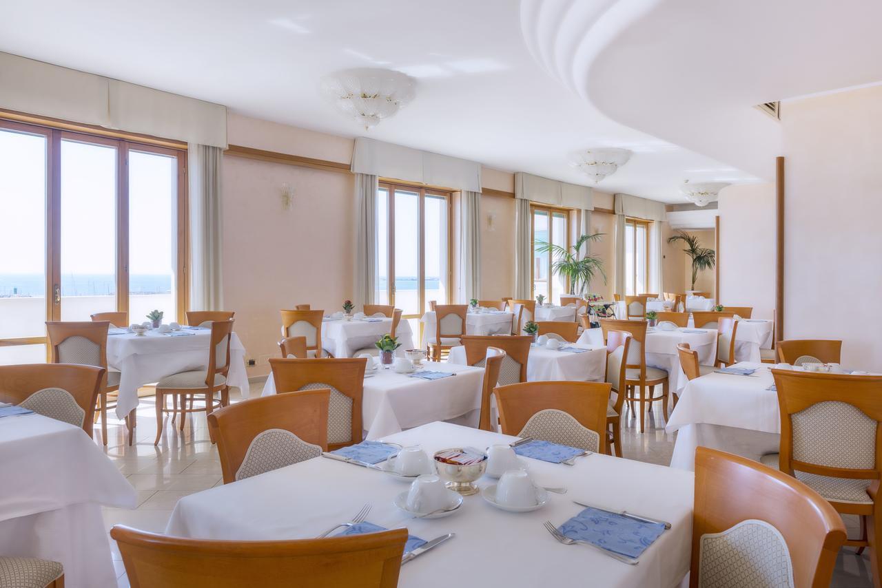 Astura Palace Hotel Nettuno Kültér fotó