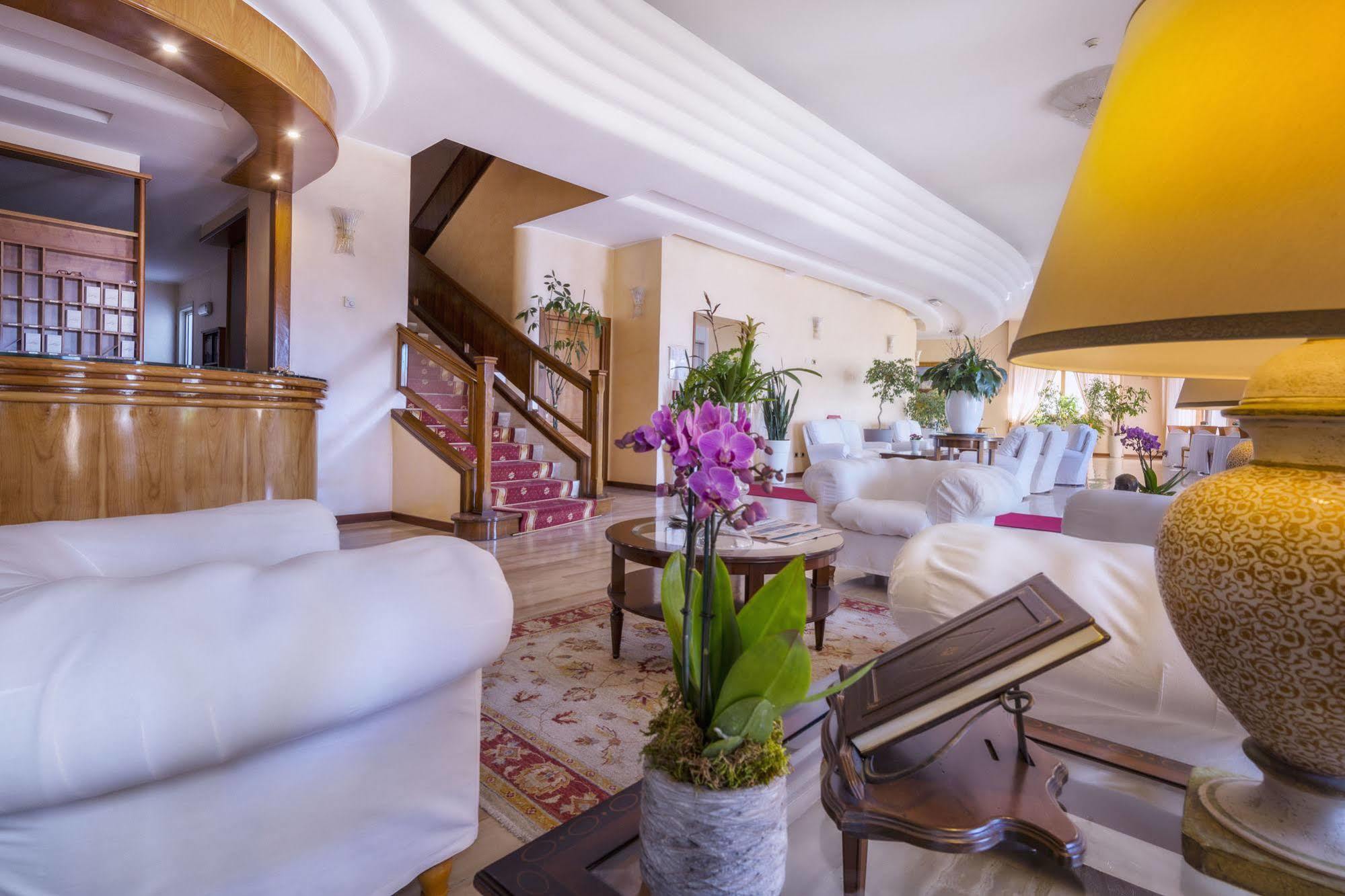 Astura Palace Hotel Nettuno Kültér fotó
