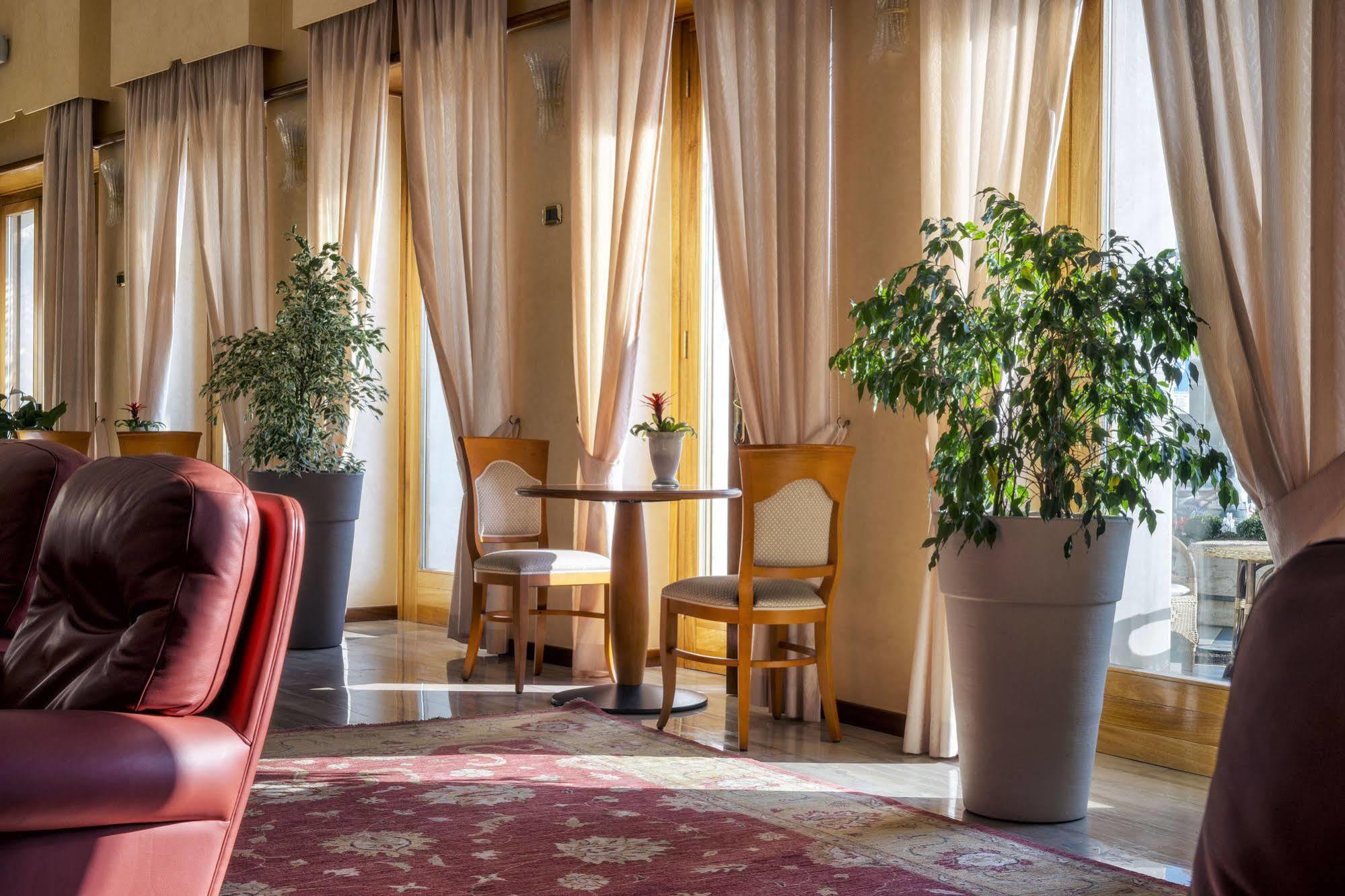Astura Palace Hotel Nettuno Kültér fotó